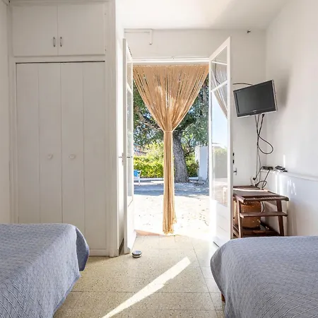 Villa De La Brune Proche Plages