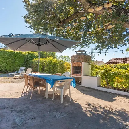 Villa De La Brune Proche Plages *
